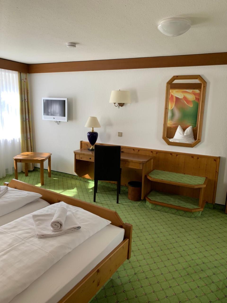 לינדאו Hotel Gasthof Stift מראה חיצוני תמונה
